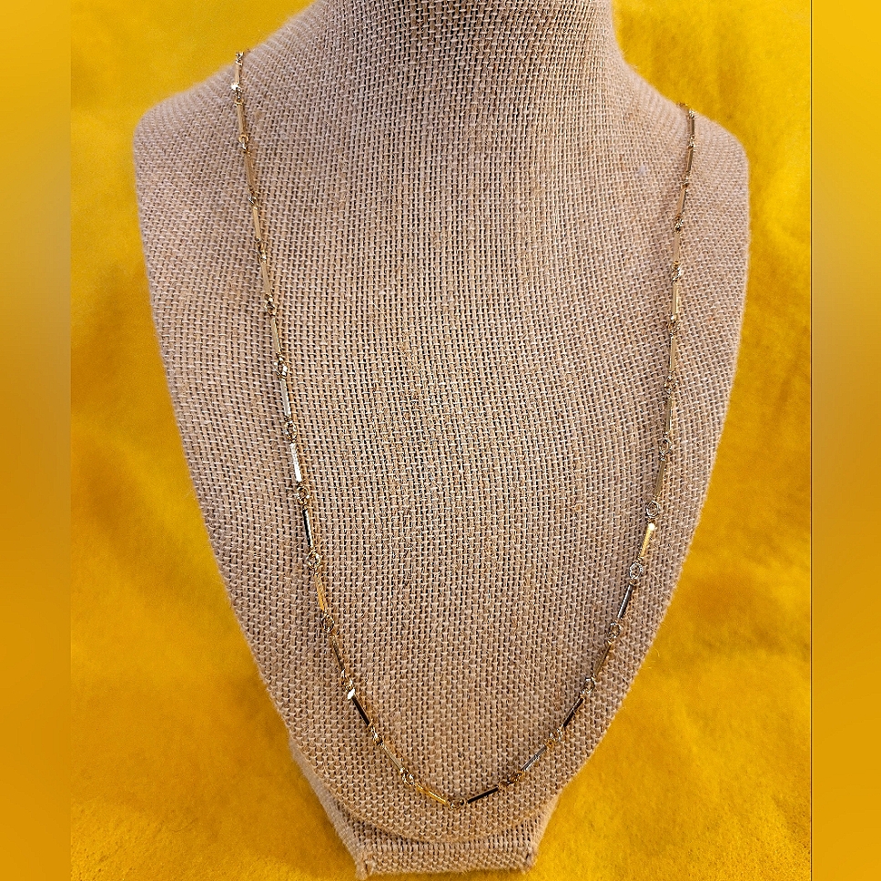 Gold Colored Fashion Necklace 18$